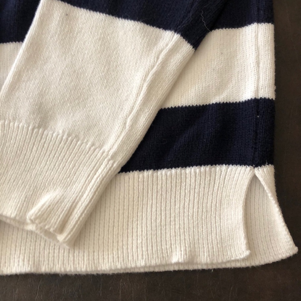 Sweater - Picture 3 of 3